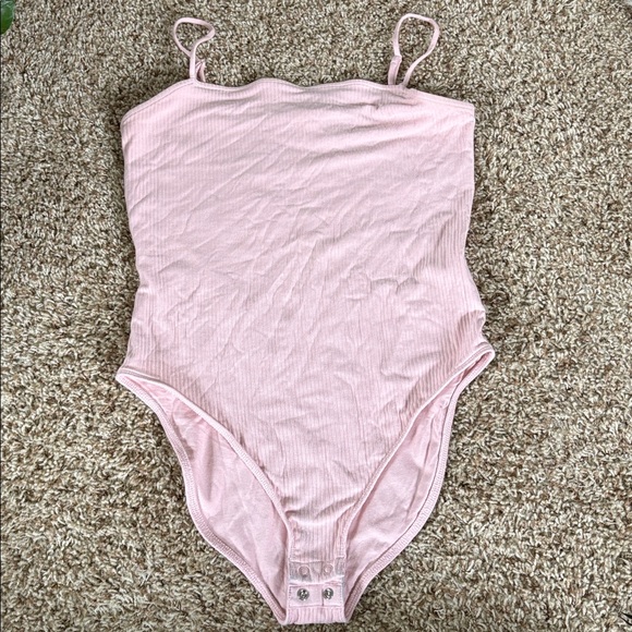 Old Navy Tops - Old Navy size M tall ribbed light pink body suit with adjustable straps VGUC